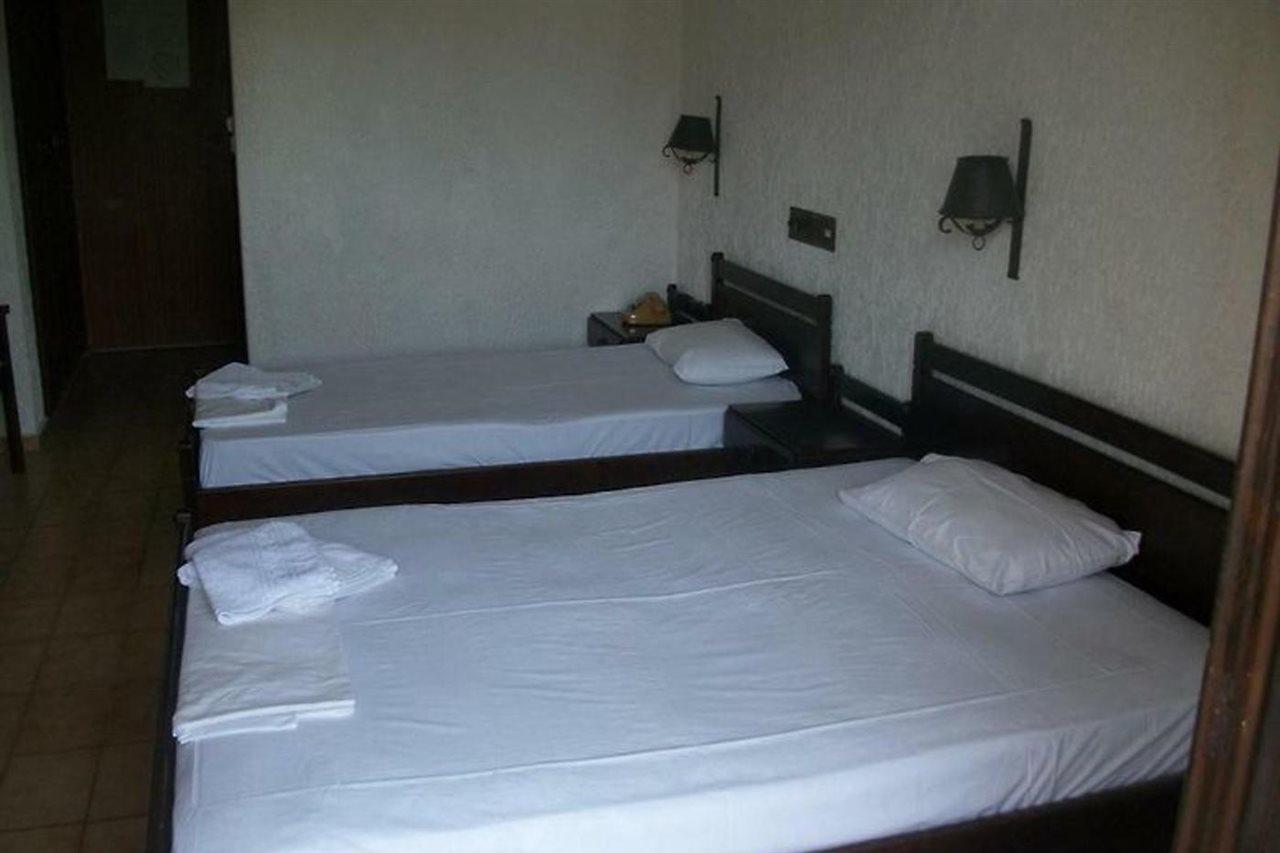 Efi Hotel 玛利亚 外观 照片
